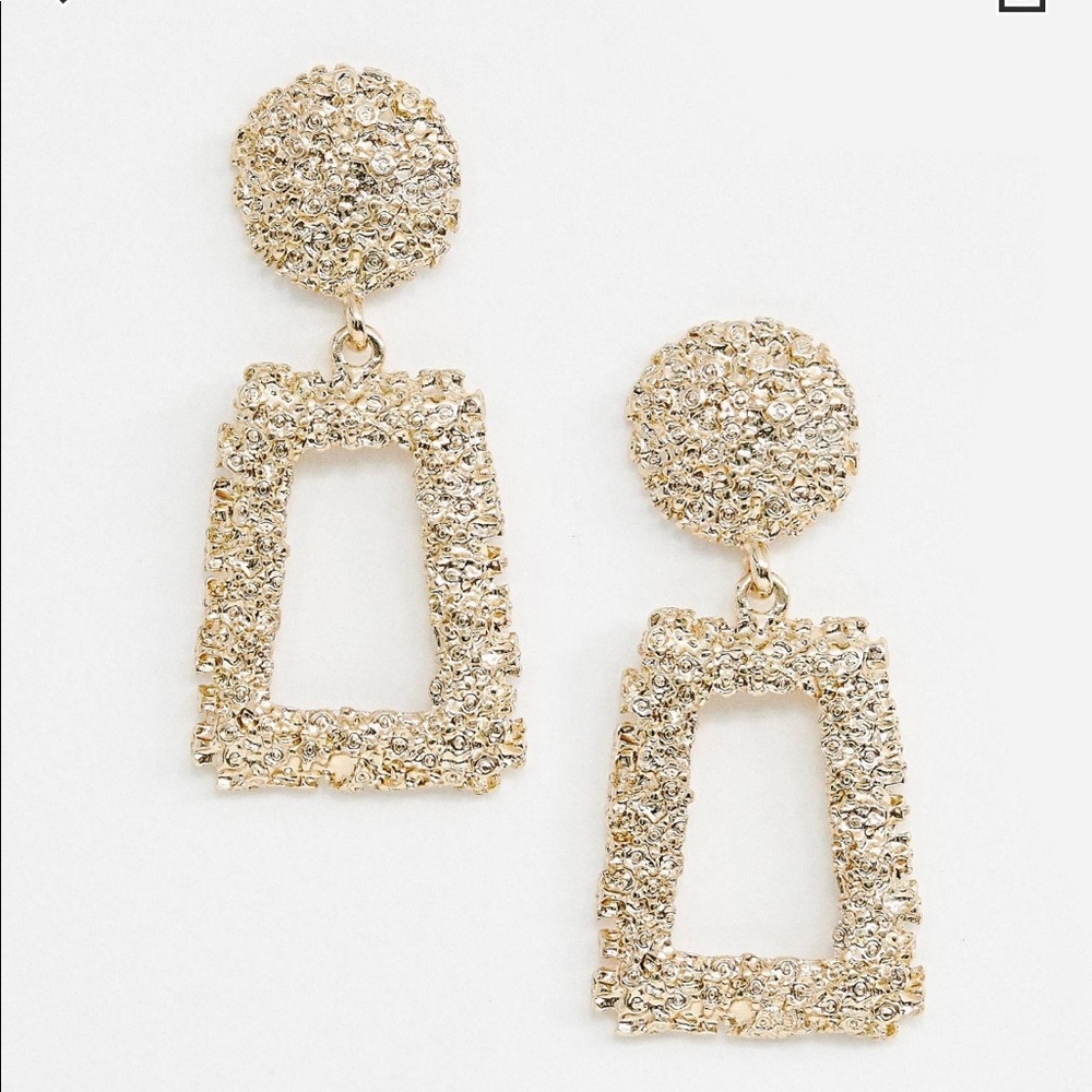 ASOS design textured triangle earrings. NWOT